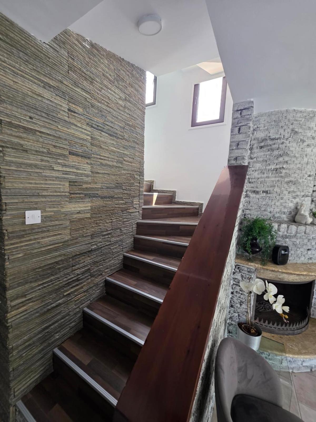 Town Centre Suites Larnaca Exterior photo