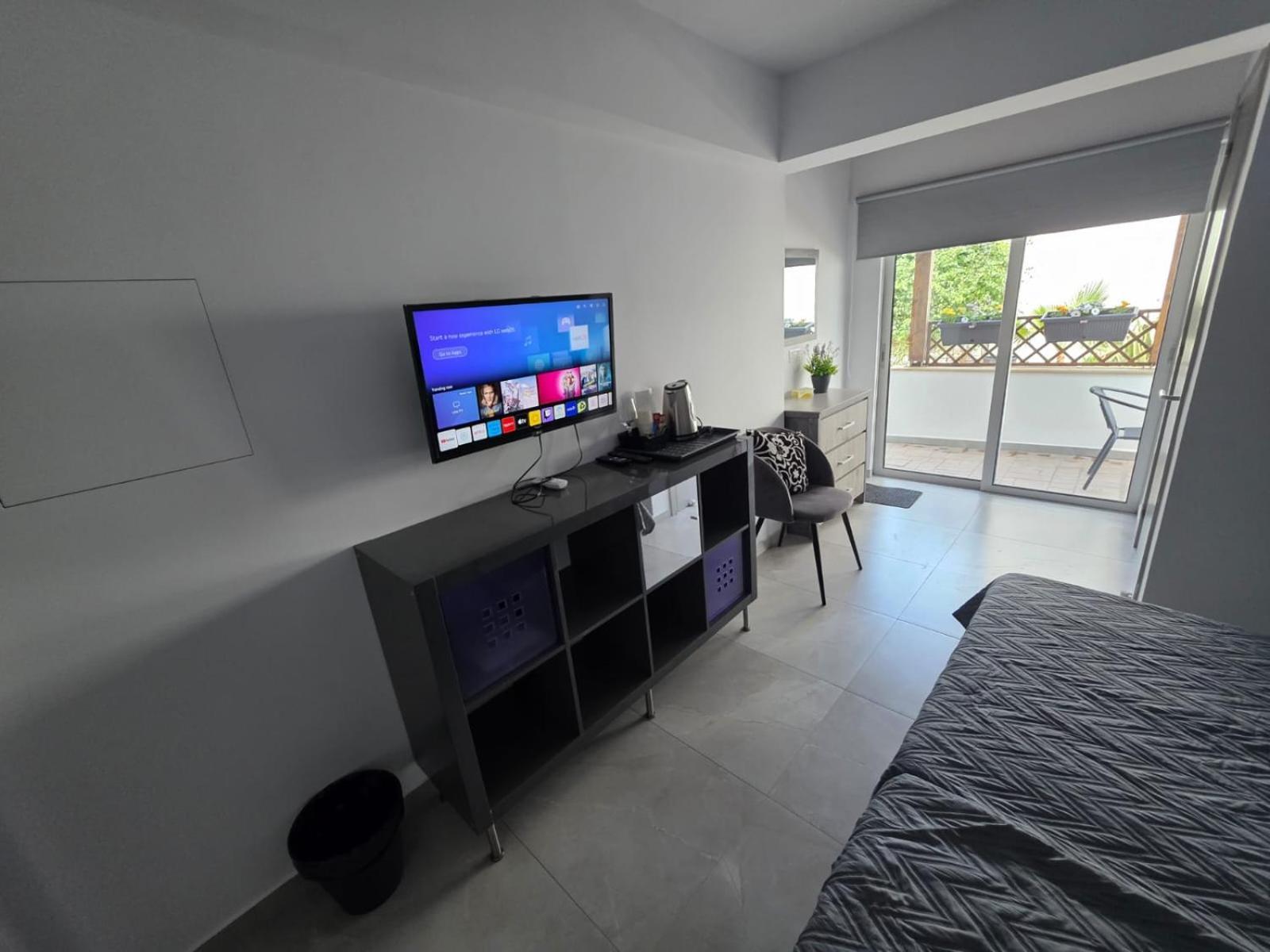 Town Centre Suites Larnaca Exterior photo