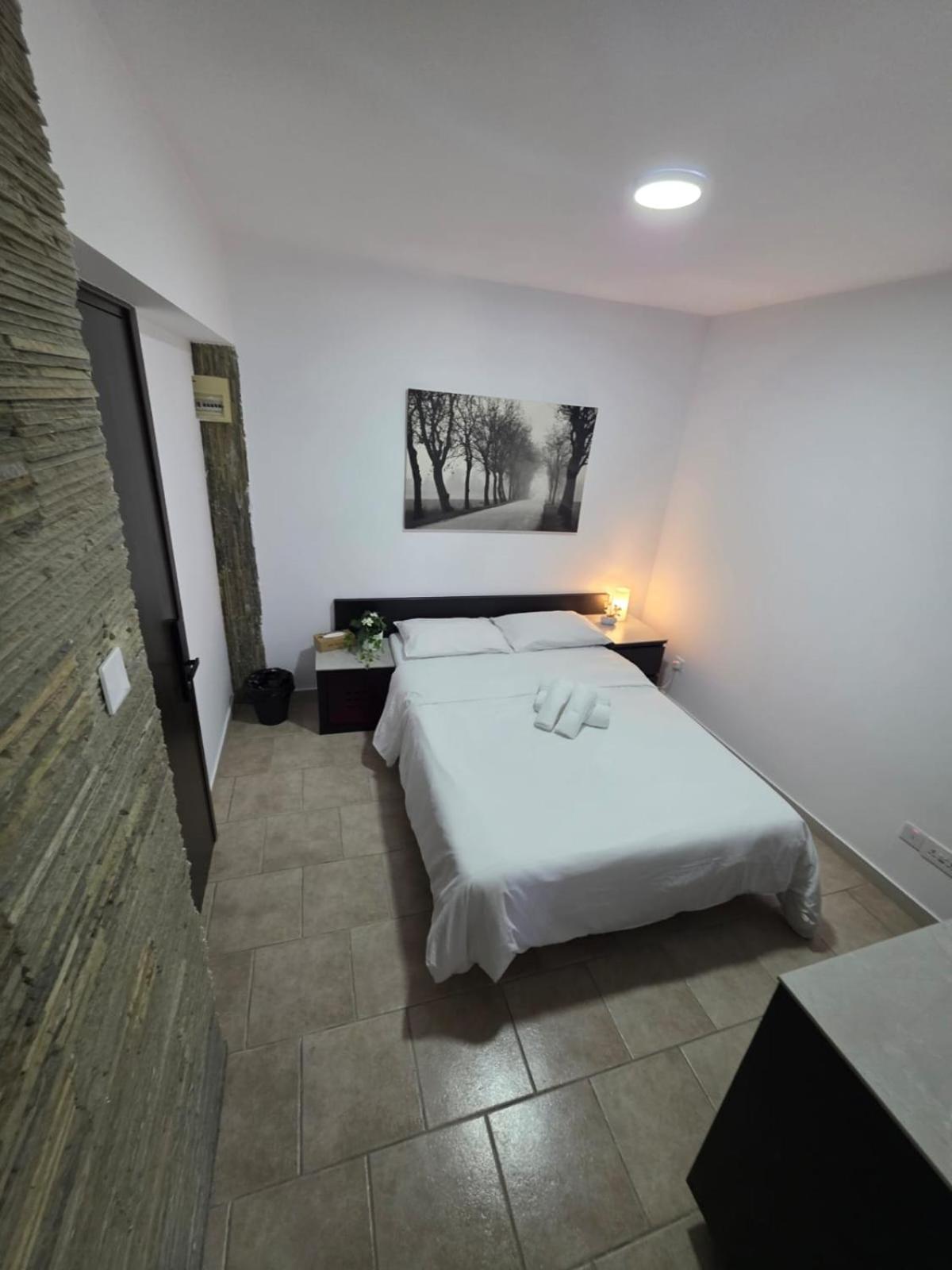 Town Centre Suites Larnaca Exterior photo