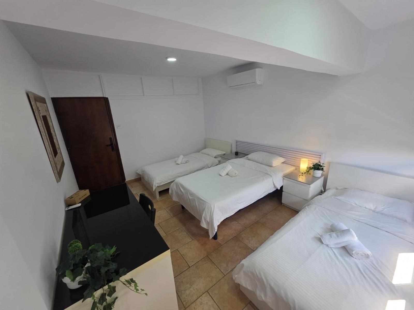 Town Centre Suites Larnaca Exterior photo